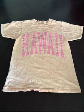 Hawaii Graphic Tee